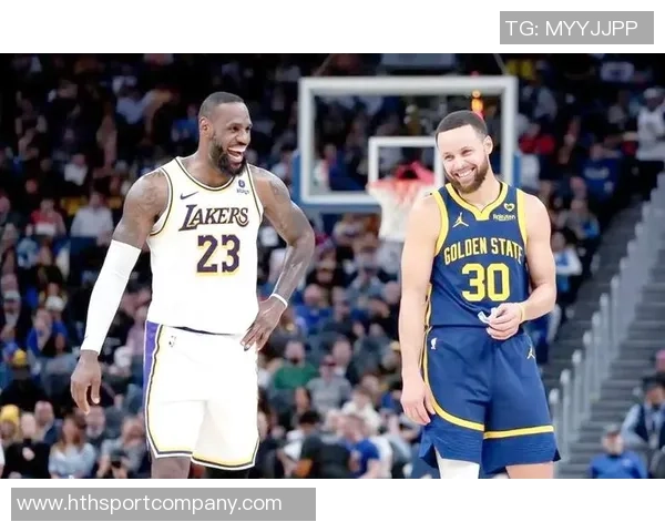 库里与詹姆斯畅谈未来商业合作计划期待共同卖酒的机会